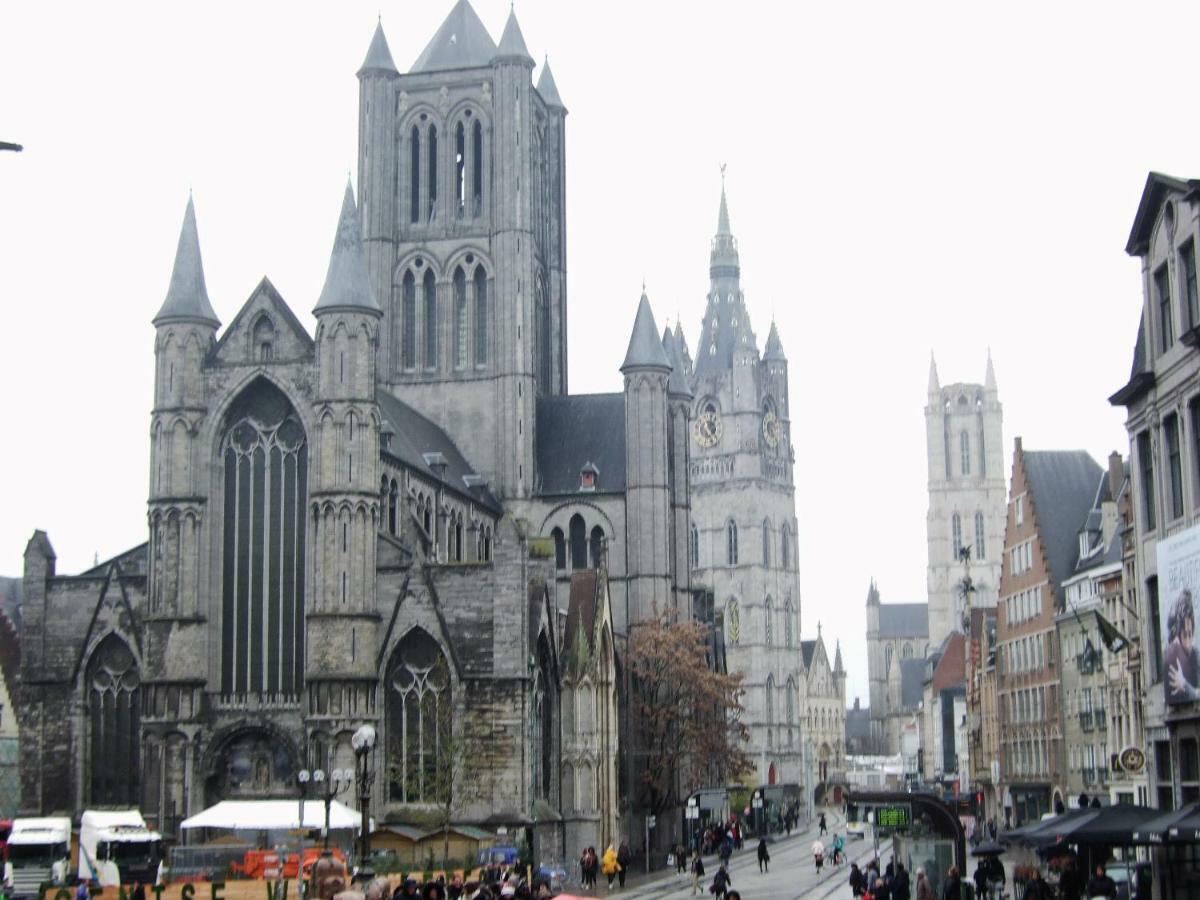 Guestrooms Bij Het Station Van Drongen Gent Bagian luar foto
